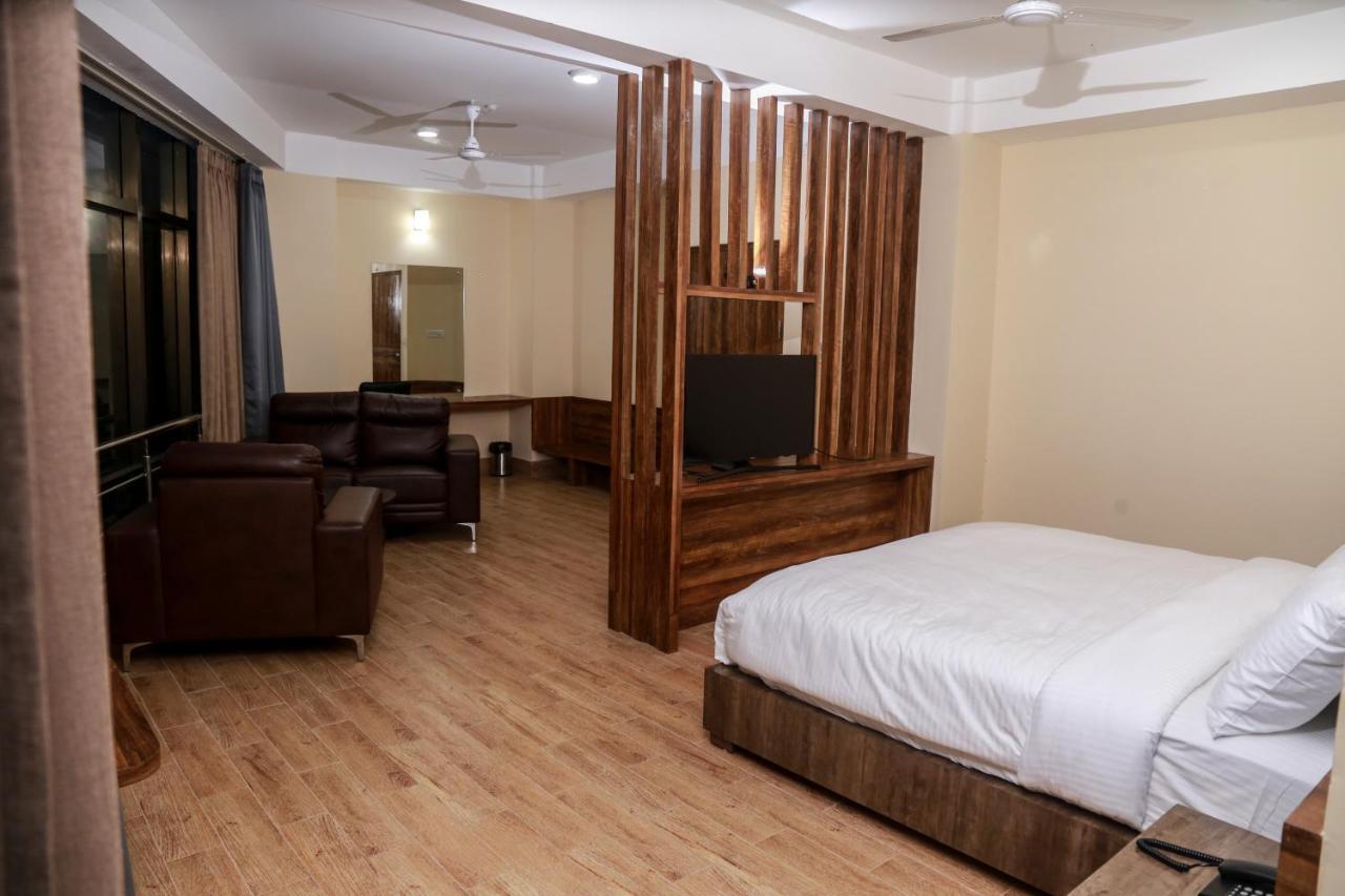 Hotel Phuentsholing Екстер'єр фото