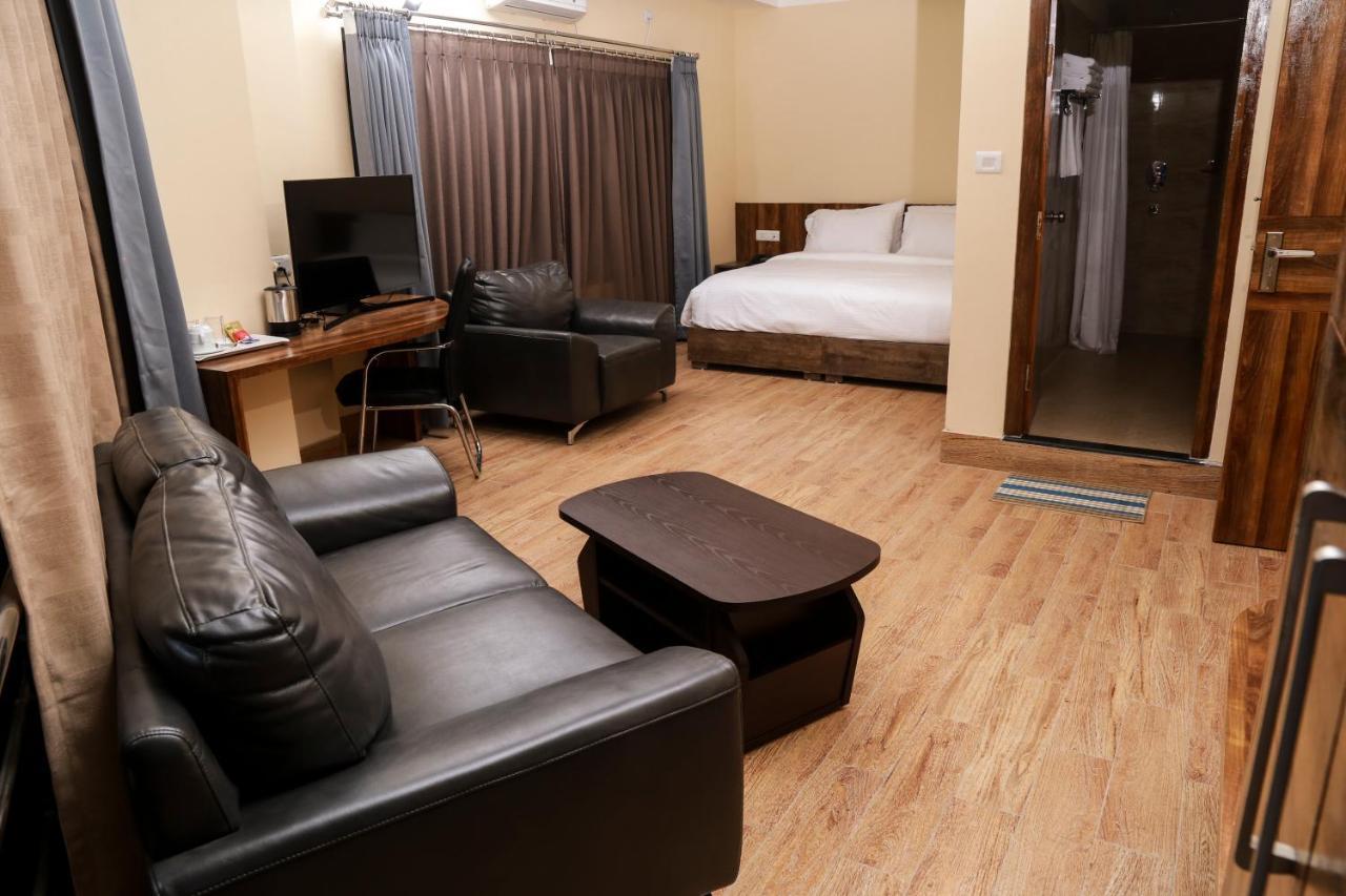 Hotel Phuentsholing Екстер'єр фото